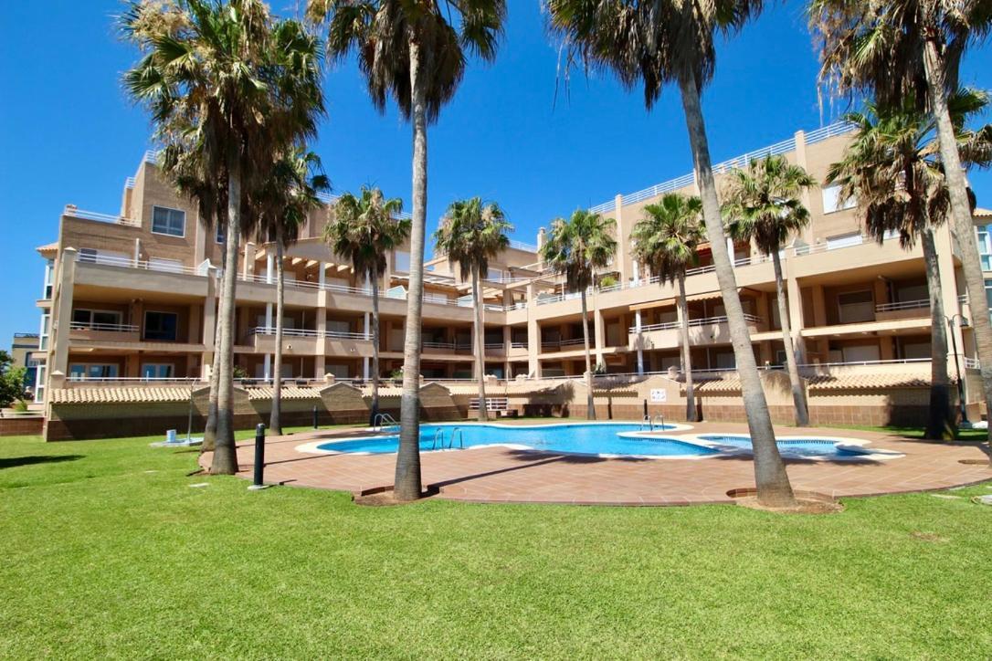 Atico Con Piscina Privada En Primera Linea Apartment เดเนีย ภายนอก รูปภาพ
