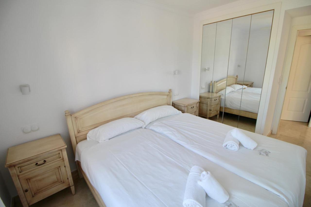 Atico Con Piscina Privada En Primera Linea Apartment เดเนีย ภายนอก รูปภาพ
