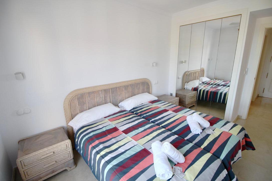 Atico Con Piscina Privada En Primera Linea Apartment เดเนีย ภายนอก รูปภาพ